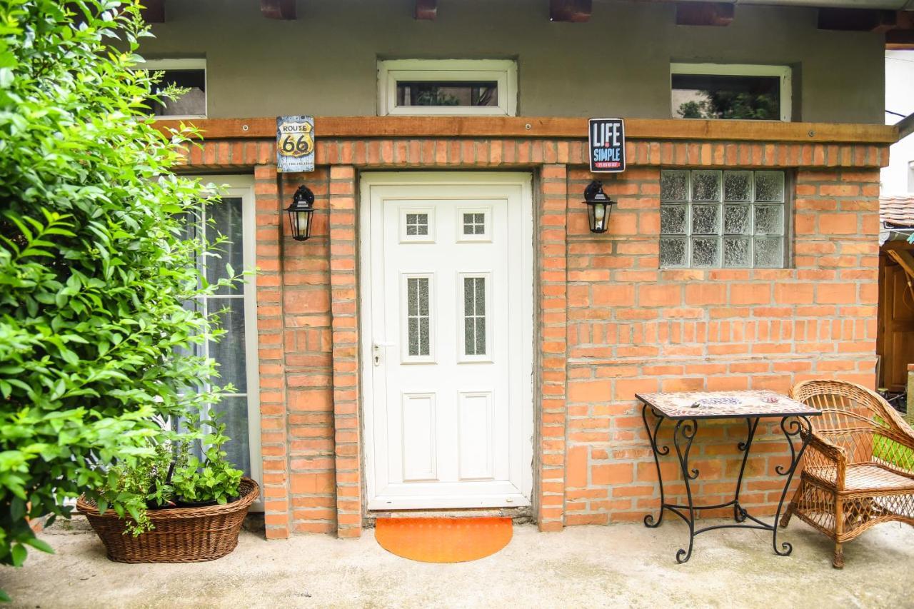 Agape Apartman Διαμέρισμα Σμεντέρεβο Εξωτερικό φωτογραφία